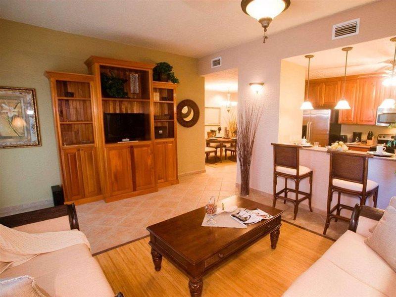 Clarion Suites Roatan At Pineapple Villas French Harbour Екстериор снимка