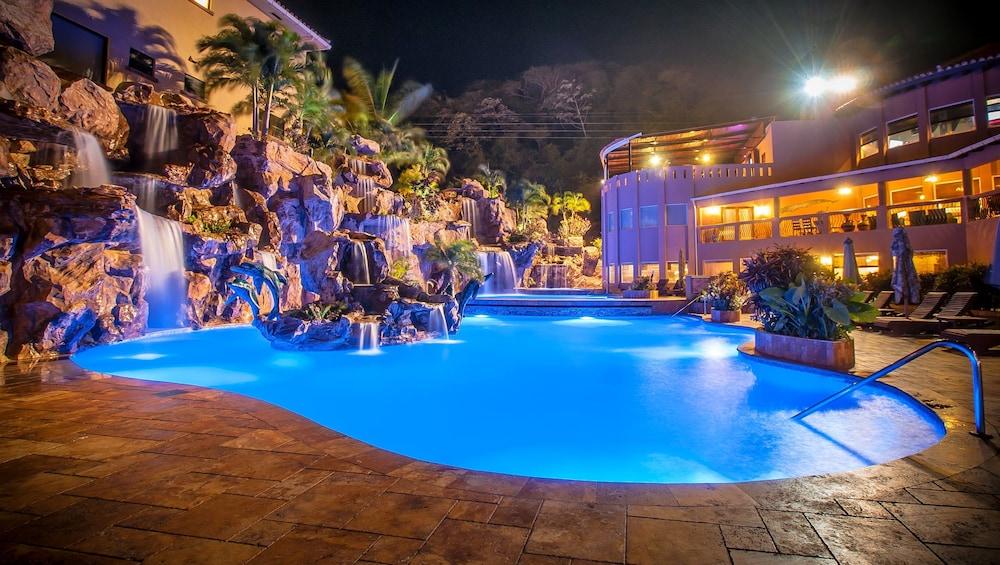 Clarion Suites Roatan At Pineapple Villas French Harbour Екстериор снимка