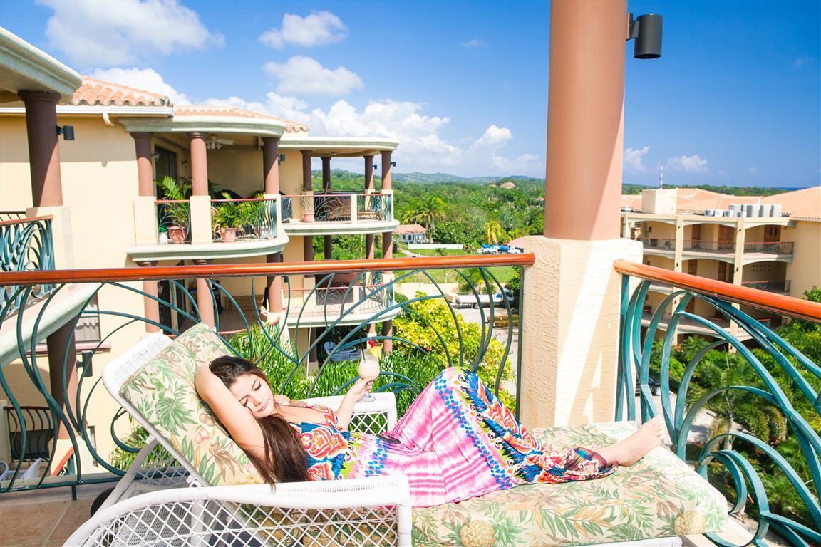 Clarion Suites Roatan At Pineapple Villas French Harbour Екстериор снимка
